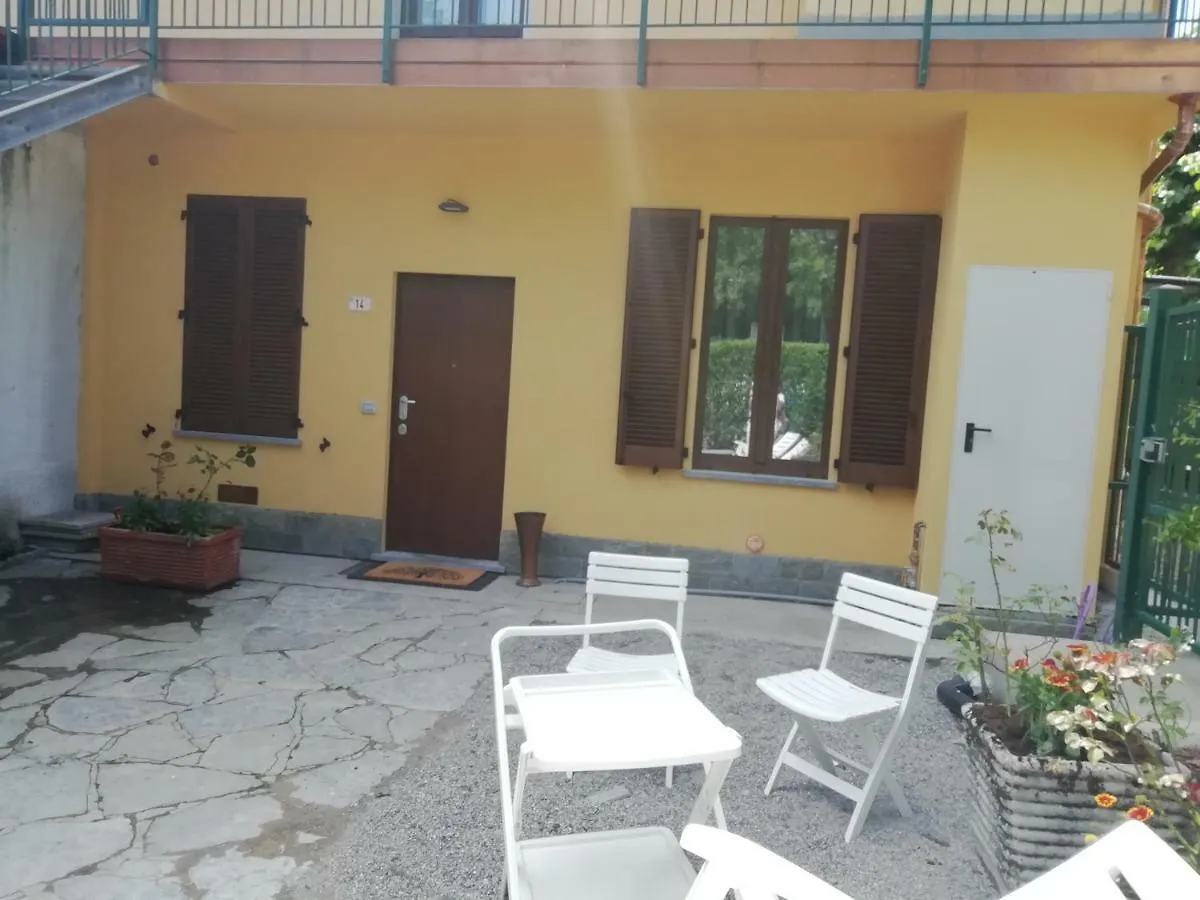 Ferienwohnung La Casa Di Beppe Lanzo dʼIntelvi Italien