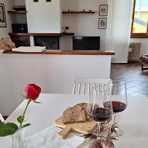 Acero Rosso Appartamento